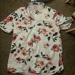 Shein, Floral mens size Large